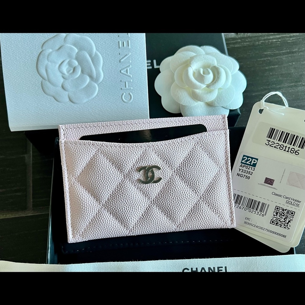 Chanel BNIB Cardholder Light Pink 22p